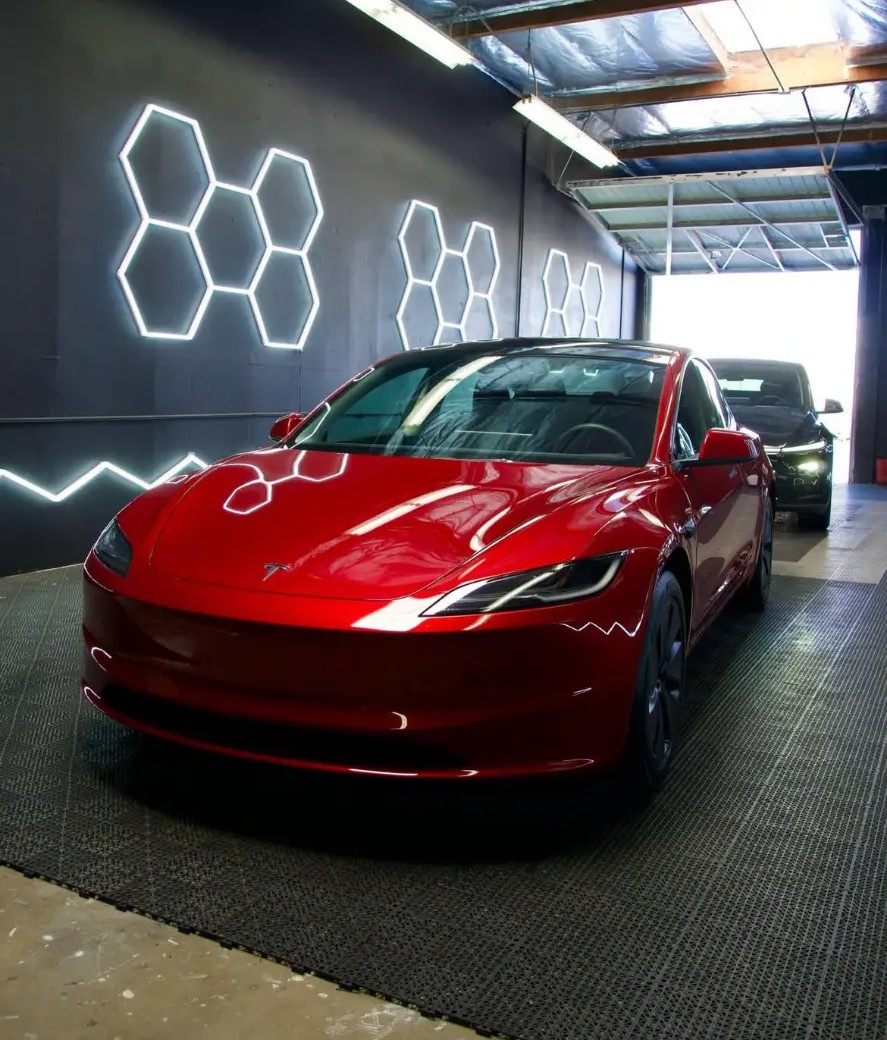 Tesla — Full Detail